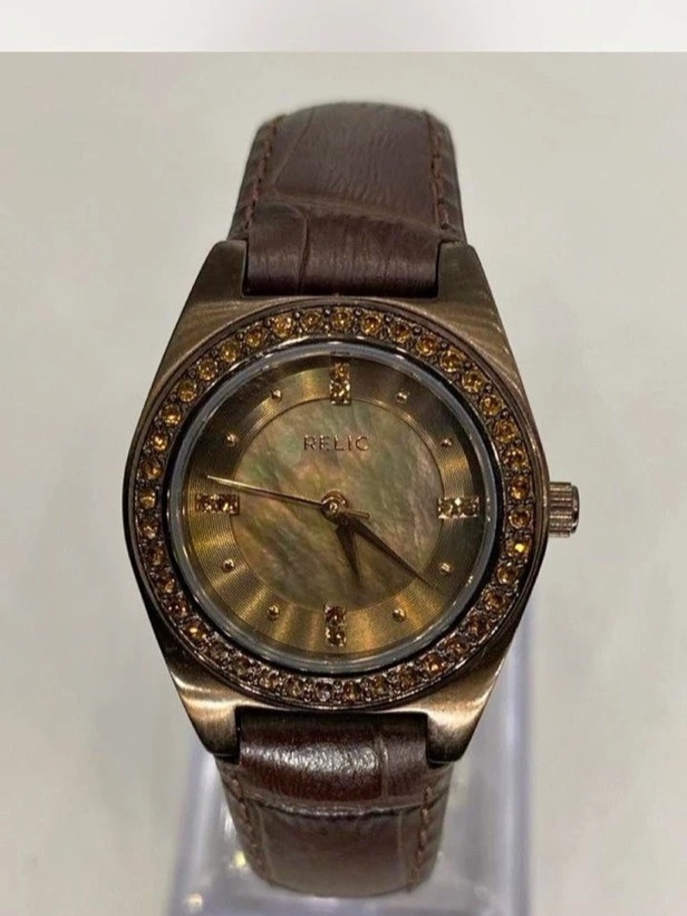 RELIC *** Ladies *^* Luxury *** Gold-Tone Watch ^^^ Iced *^*